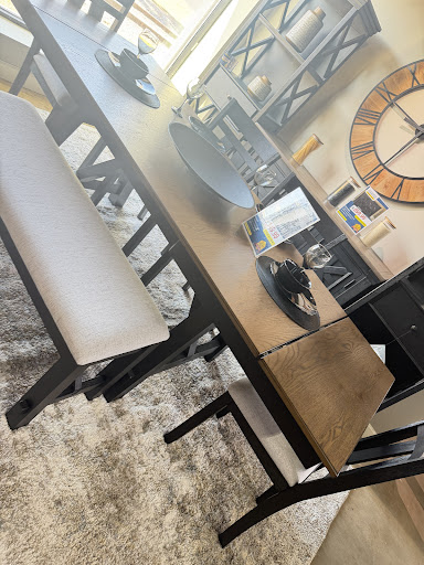 Calderon Furniture LLC