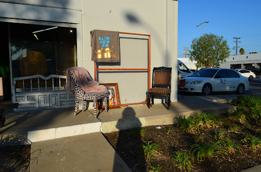 Deep House Design Factory Showroom