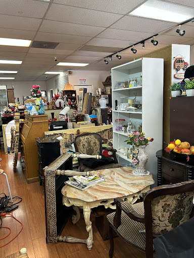 LA Everything Thrift Store 만물상