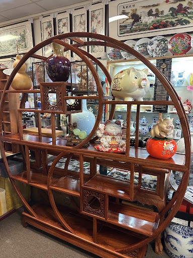 Oriental Art Porcelain Gift Shop 東方瓷都