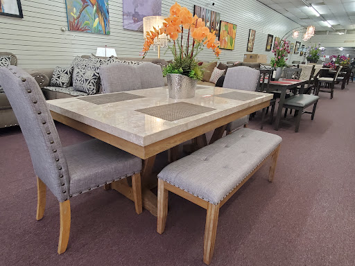 GG Furniture & Decor
