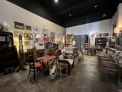 Long Beach Vintage Etc - Antiques