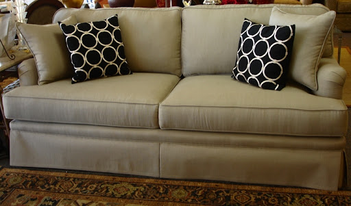 Sofa Outlet