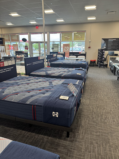 Mattress Firm Outlet - Rialto Village