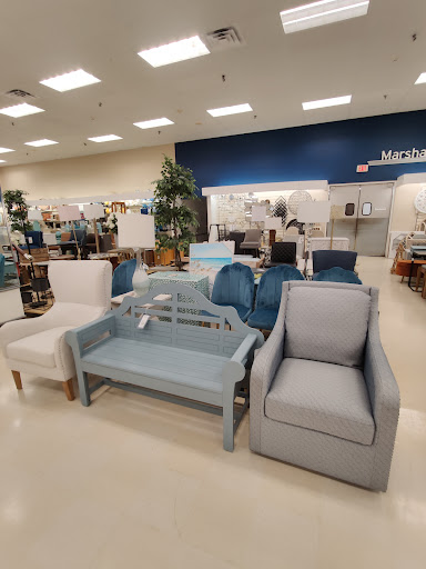 Marshalls & HomeGoods