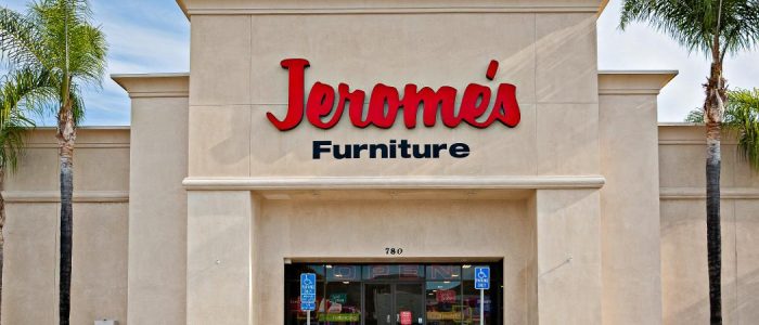 Colchón y Muebles de Exterior de Jerome’s Furniture – San Marcos