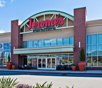 Muebles y Colchones de Calidad en Jerome’s Furniture & Mattress Store – Corona