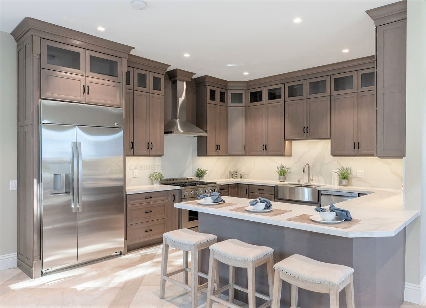 Gabinetes Galaxy: Madera Premium y Diseño Galáctico para Cocinas Modernas