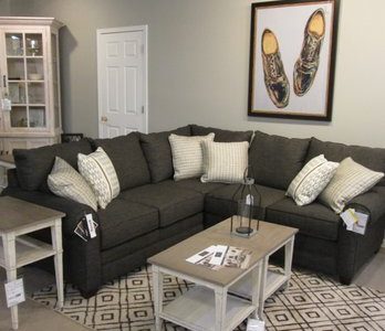 Muebles Faith Furniture: Diseño de interiores modernos y elegantes