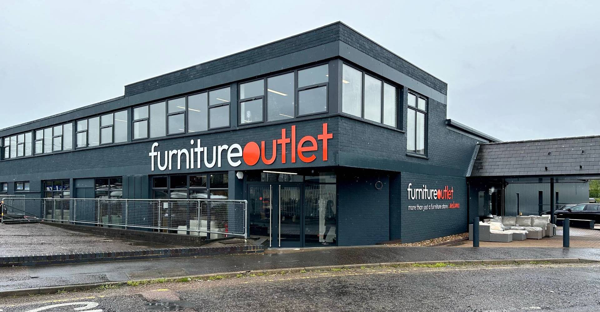 Muebles Outlet en The Furniture Outlet Center – Descuentos en Sofás, Camas y Más