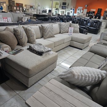 Muebles de USA y América: Diseño contemporáneo, calidad premium y estilo único