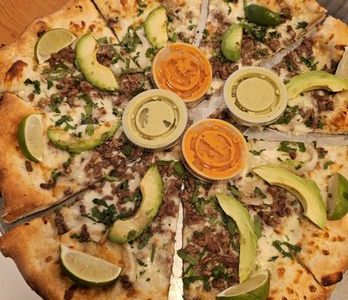 Moran’s Pizzeria – Pizza artesanal en el corazón de la ciudad | Deliciosa variedad y ambiente familiar