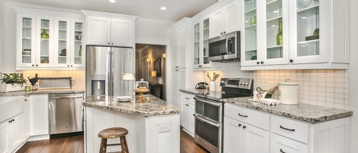 Almacén de Gabinetes FX: Amplia Selección de Muebles de Oficina y Almacenamiento a Precios Bajos