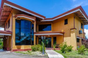 Casawow: impresionante diseño de casa contemporánea sostenible de alta arquitectura