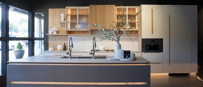 Muebles modernos Ronbow en el Showroom Monterey – Diseño contemporáneo y calidad premium