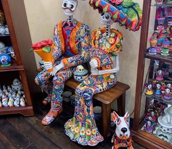 Talavera Memories: Hermosa Fotografía de Talavera de la Reina con Colores Vibrantes y Patrimonio Cultural