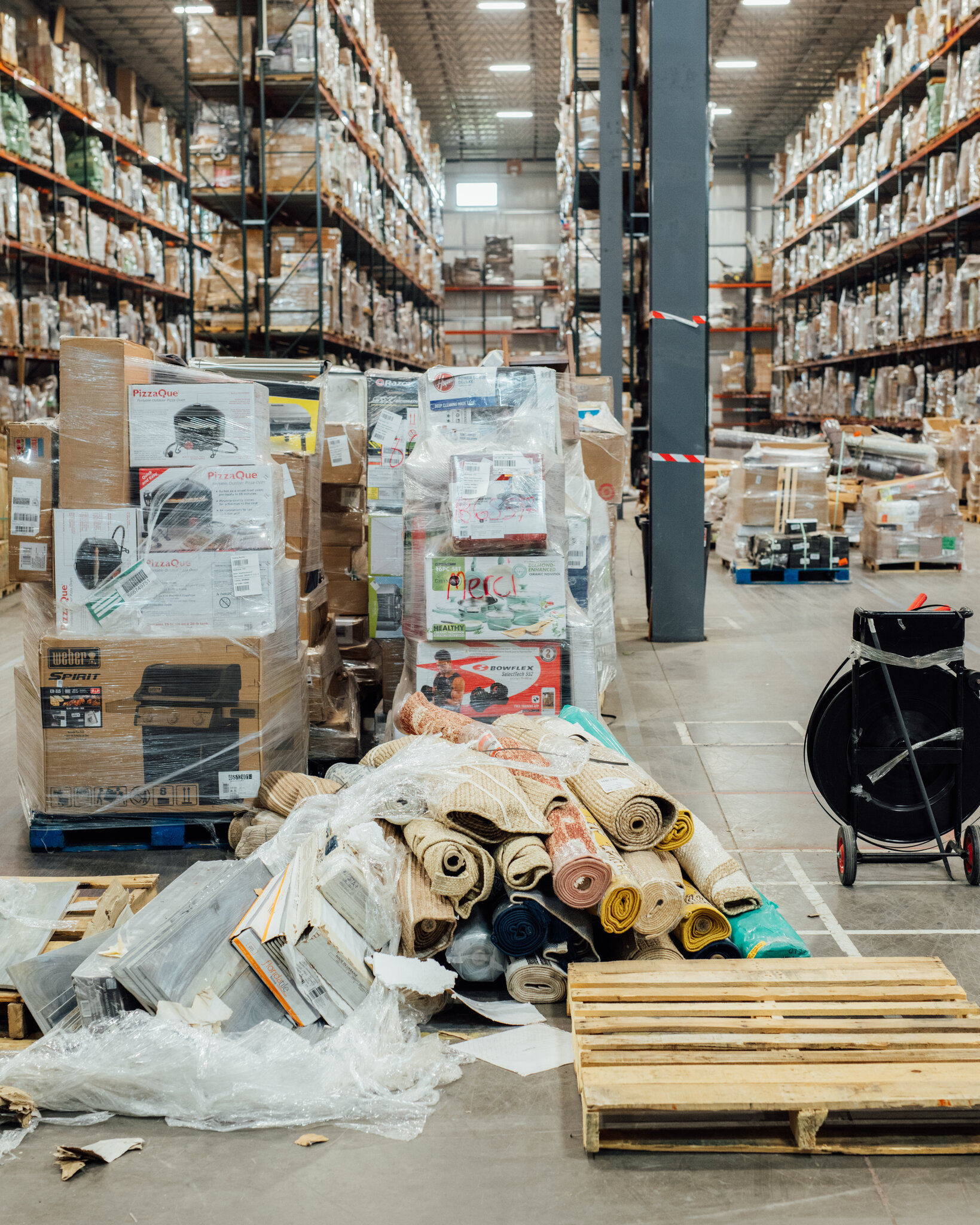 Imagen de Liquidators Depot - Tienda de Liquidaciones y Descuentos al Por Mayor