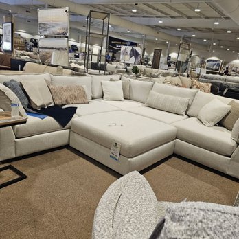 Muebles Outlet y colchones: ofertas exclusivas de calidad a precios bajos