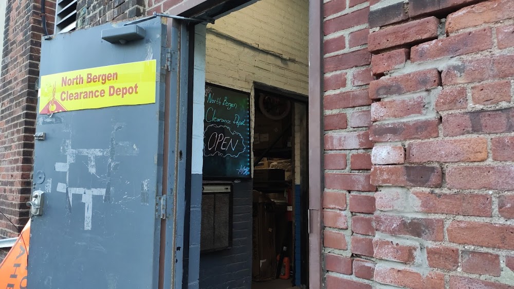 North Bergen Clearance Depot – Descuentos en productos de almacén y liquidación