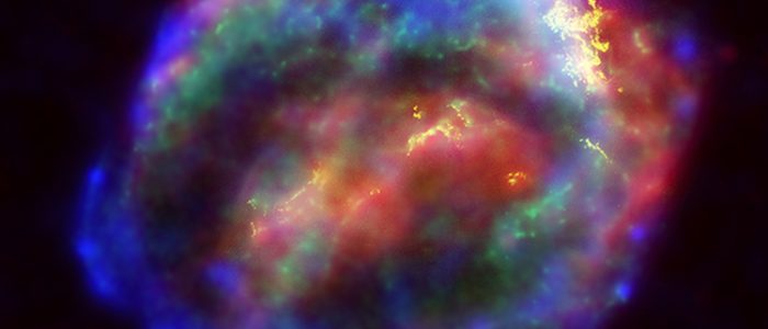Impactante imagen de supernova: explosión estelar, colores vivos y ciencia espacial