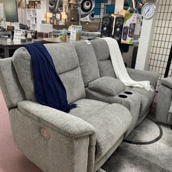 Muebles de Diseño en Moroleon Furniture Store – Sofás, Mesas y Decoración Moderna