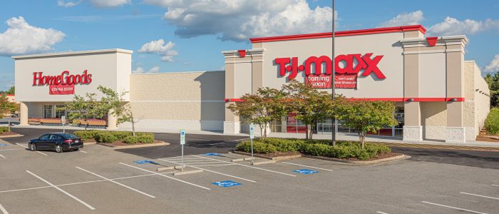 T.J. Maxx y HomeGoods: Descuentos en Ropa y Decoración para el Hogar