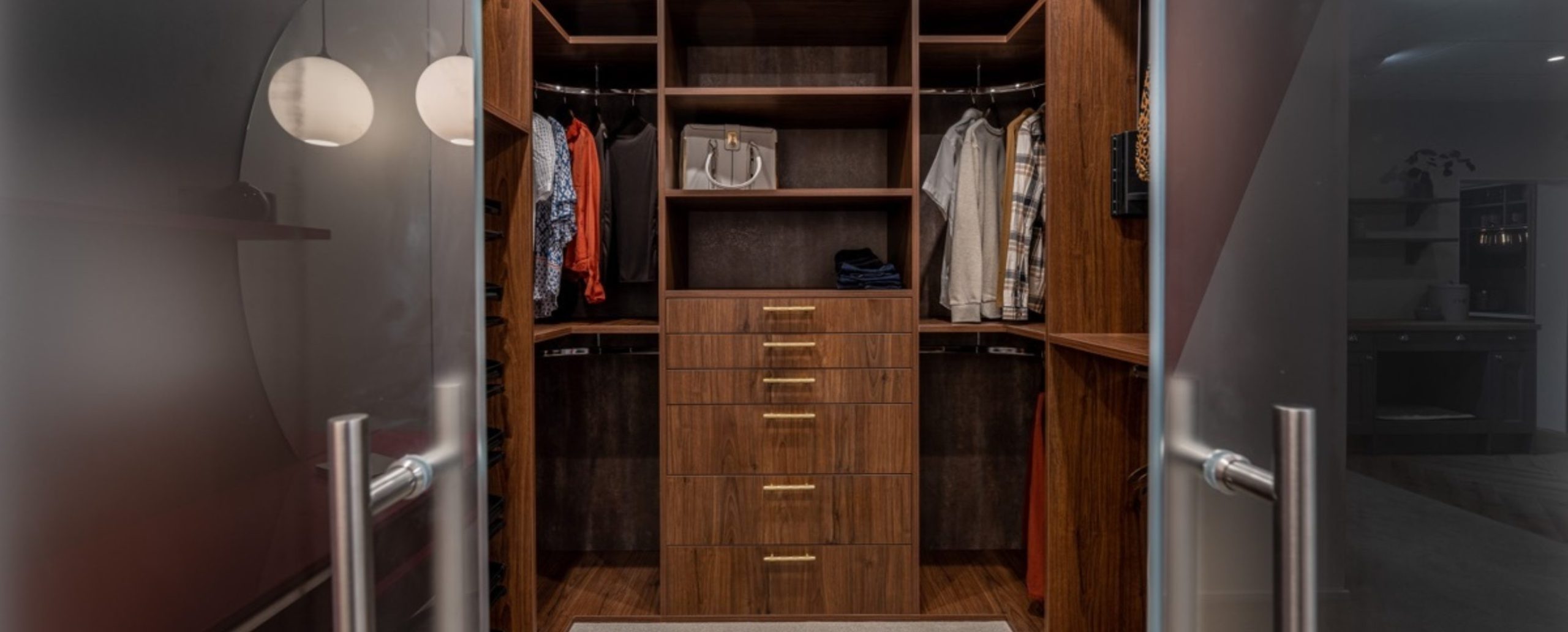 Muebles Laing: Diseño elegante y calidad premium para tu hogar