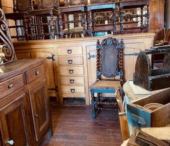 Antigüedades de la Casa de Sammy – Muebles Vintage y Decoración Única