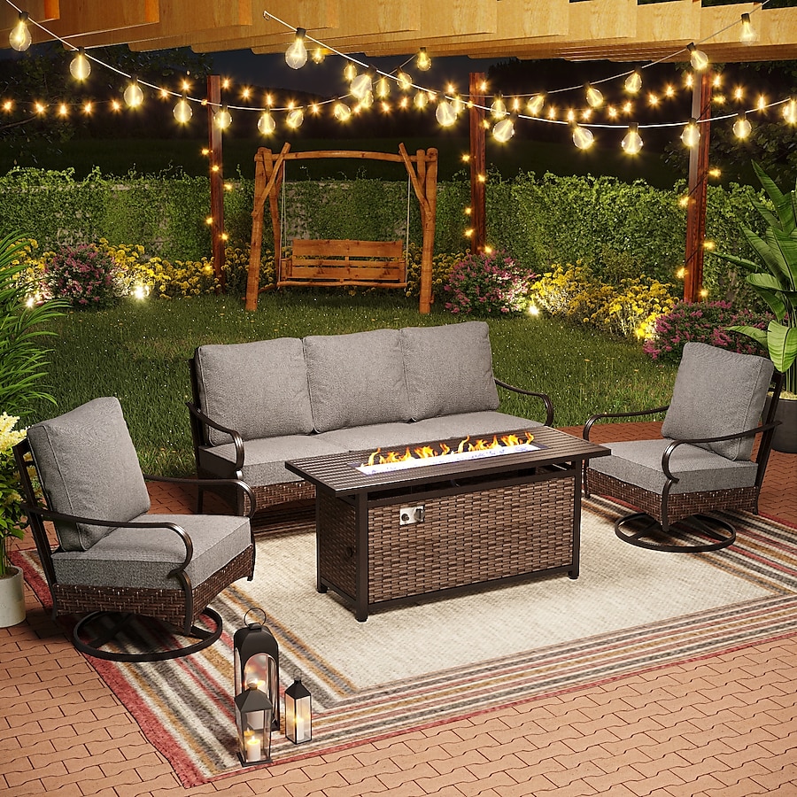 Muebles de patio resistentes y elegantes: sillones, mesas y tumbonas para exteriores