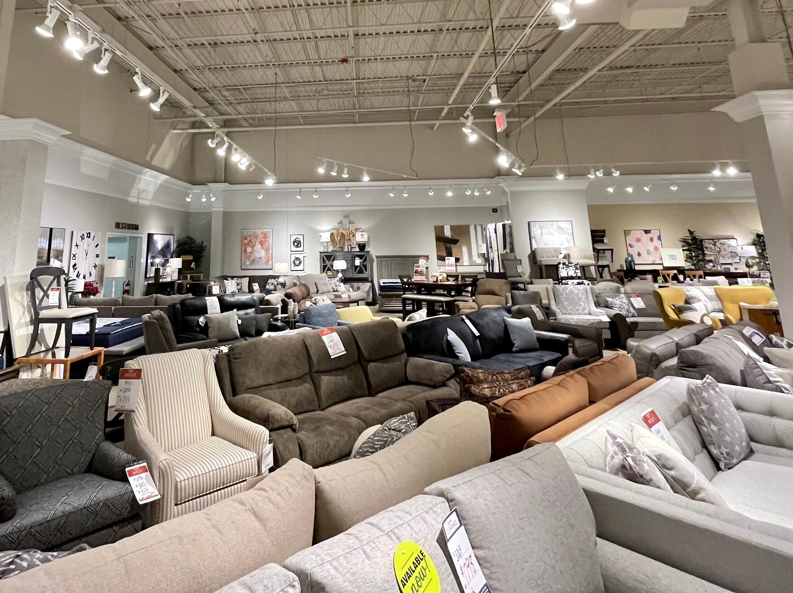 Muebles modernos y económicos en The Furniture Outlet – Diseño, calidad y precios bajos