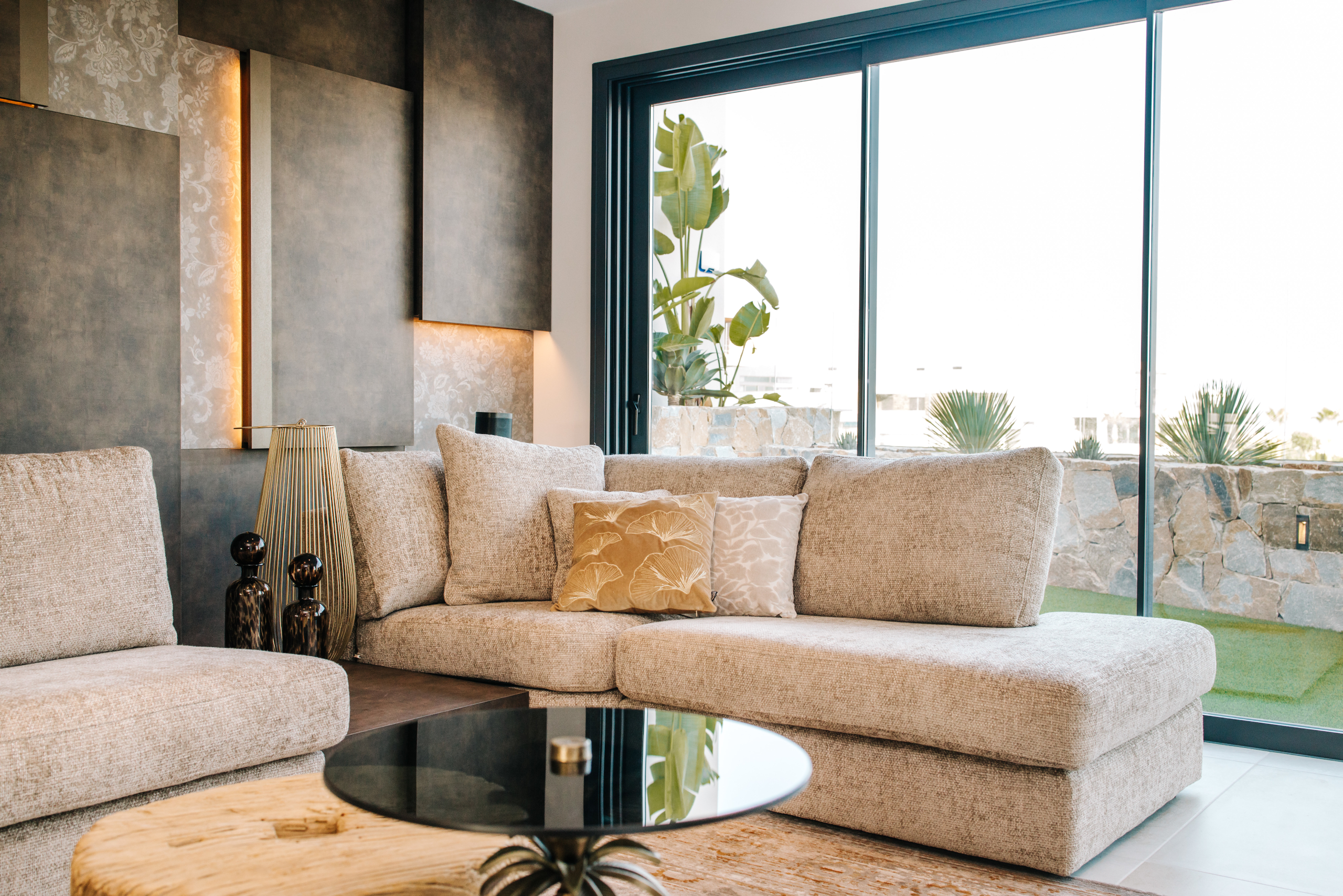 Bella Furniture: Elegantes Muebles Modernos para Decora Tu Hogar - Diseño y Calidad